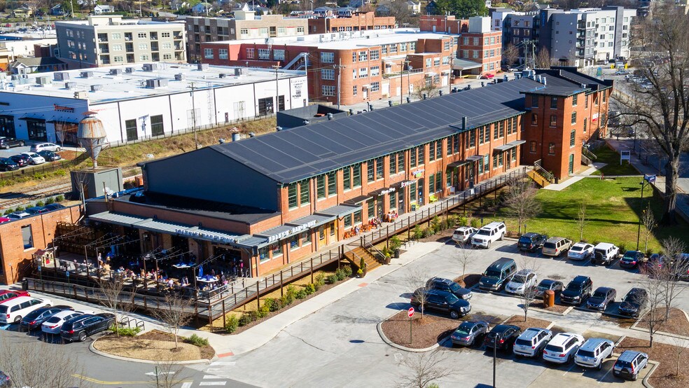 Primary Photo Of 205 Manufacturers Rd, Chattanooga General Retail For Lease