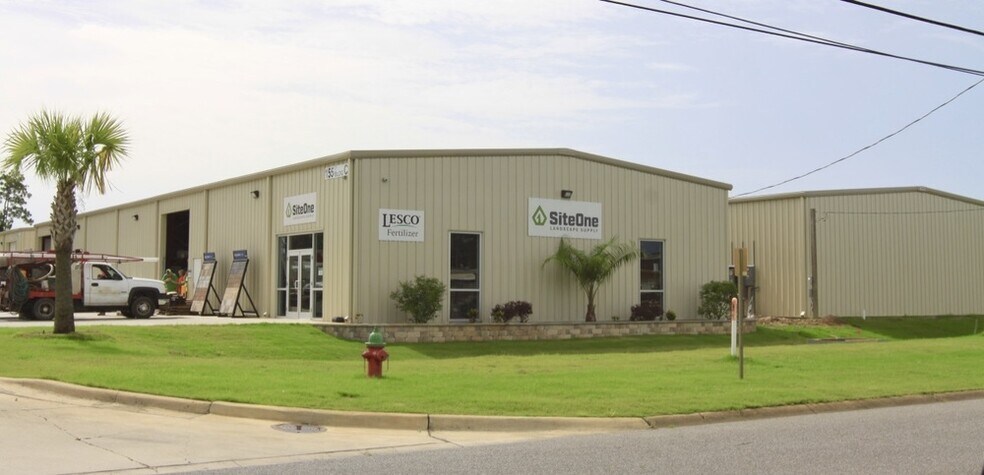 Primary Photo Of 155 Blake Ave, Fort Walton Beach Warehouse For Lease