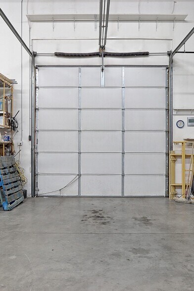 More Photos Of 4475 W 58th Ave, Arvada Light Distribution For Sale