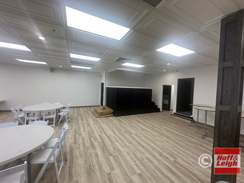 More Photos Of 2128 Front St, Cuyahoga Falls Storefront Retail Office For Sale