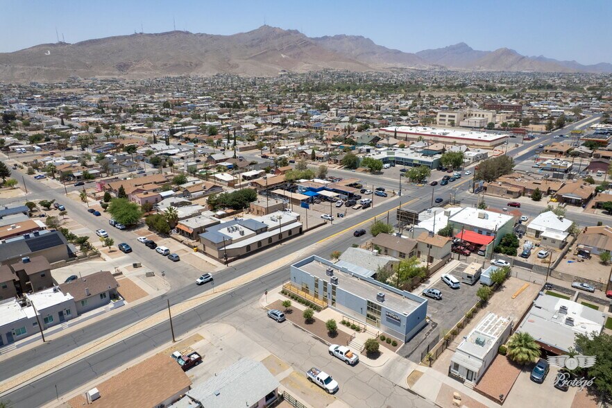 More Photos Of 700 N Copia St, El Paso Office For Sale