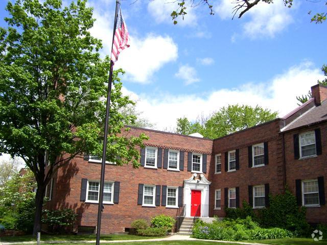 More Photos Of 1315 Westview Ave, East Lansing Apartments For Sale