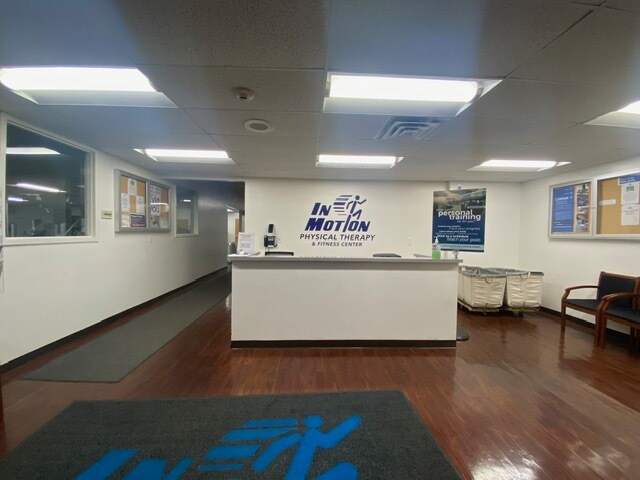 More Photos Of 20 Country Club Dr, Downingtown Medical For Lease
