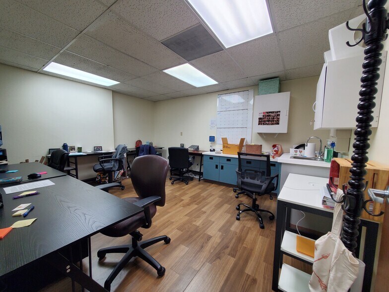 More Photos Of 6909 S Holly Cir, Centennial Office For Sale