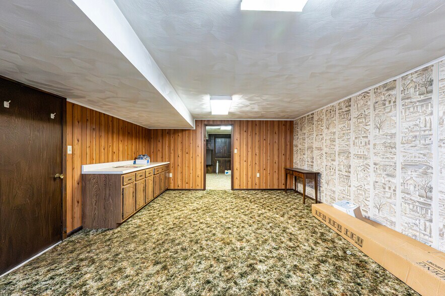 More Photos Of 376 E Main St, Mount Pleasant Medical For Sale