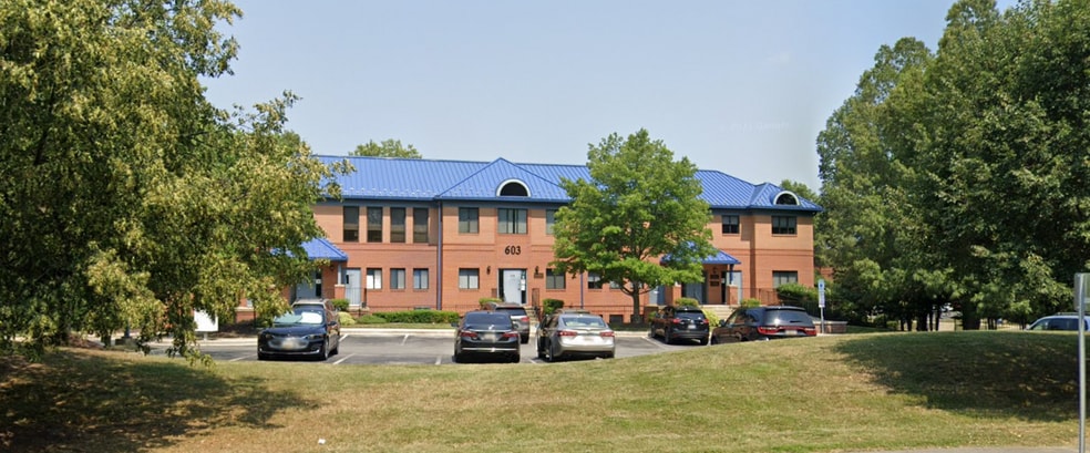 Primary Photo Of 603 Post Office Rd, Waldorf Loft Creative Space For Sale