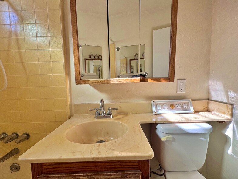More Photos Of 1852 260th St, Lomita Apartments For Sale