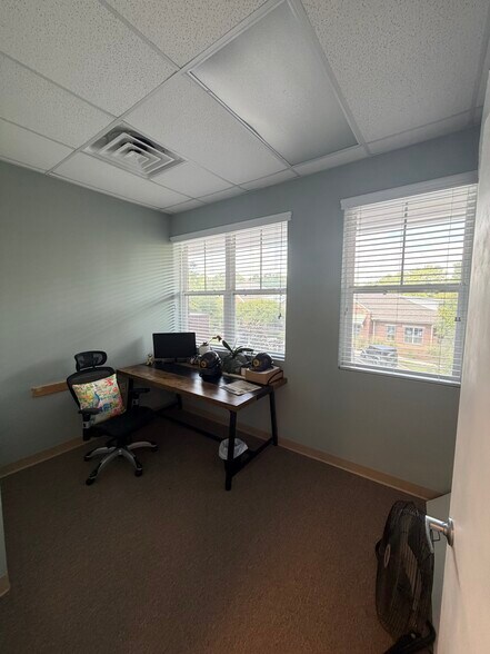 More Photos Of 3405 Salterbeck Ct, Mount Pleasant Medical For Sale