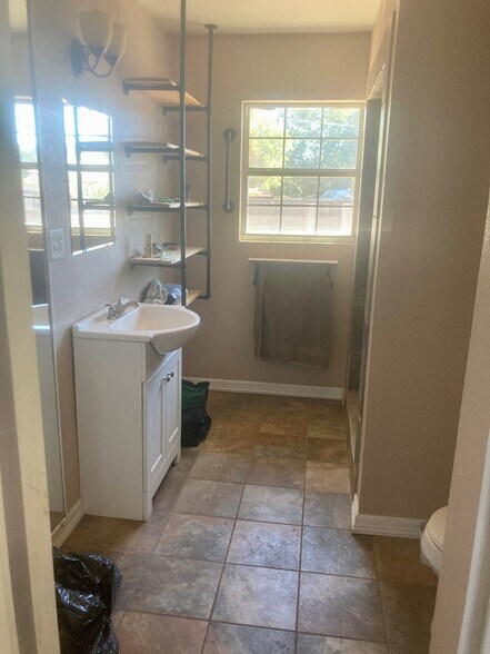 More Photos Of 2010 TX-118, Alpine Land For Sale