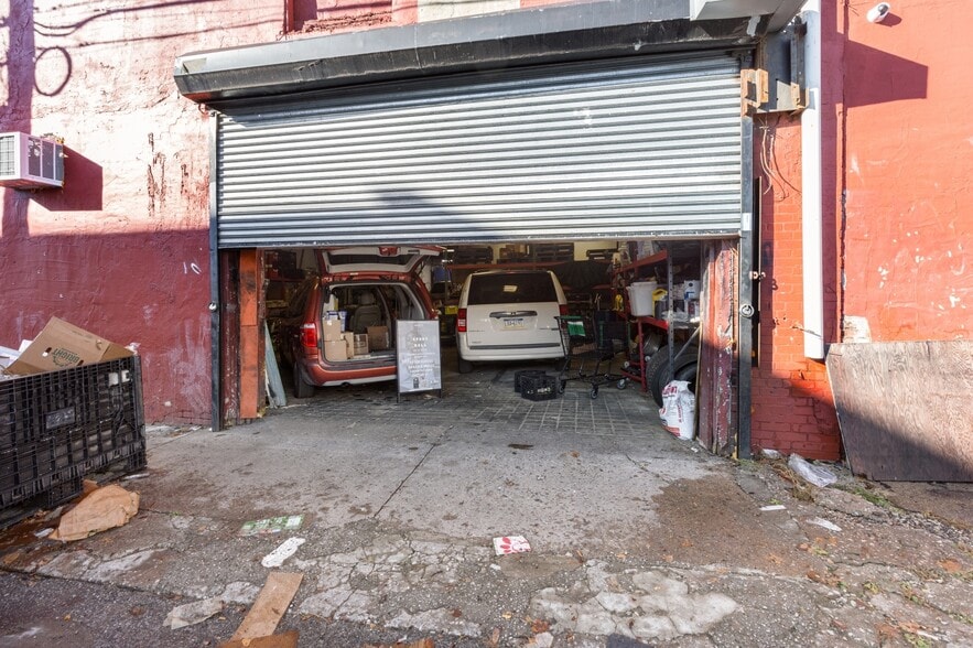 More Photos Of 2815-2817 N Mascher St, Philadelphia Service For Lease