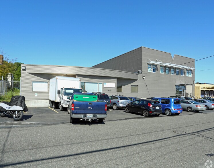 More Photos Of 4237 24th Ave W, Seattle Manufacturing For Lease