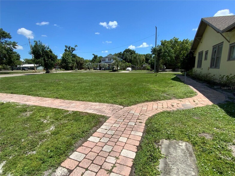 More Photos Of 606 E Oak St, Arcadia Hospitality For Sale