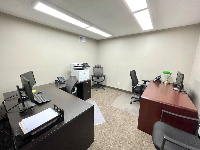 More Photos Of 931 Madison Ave, Mankato Office Residential For Lease