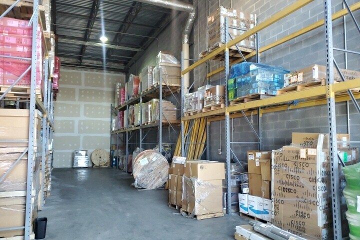 More Photos Of 11850 Livingston Rd, Manassas Warehouse For Lease