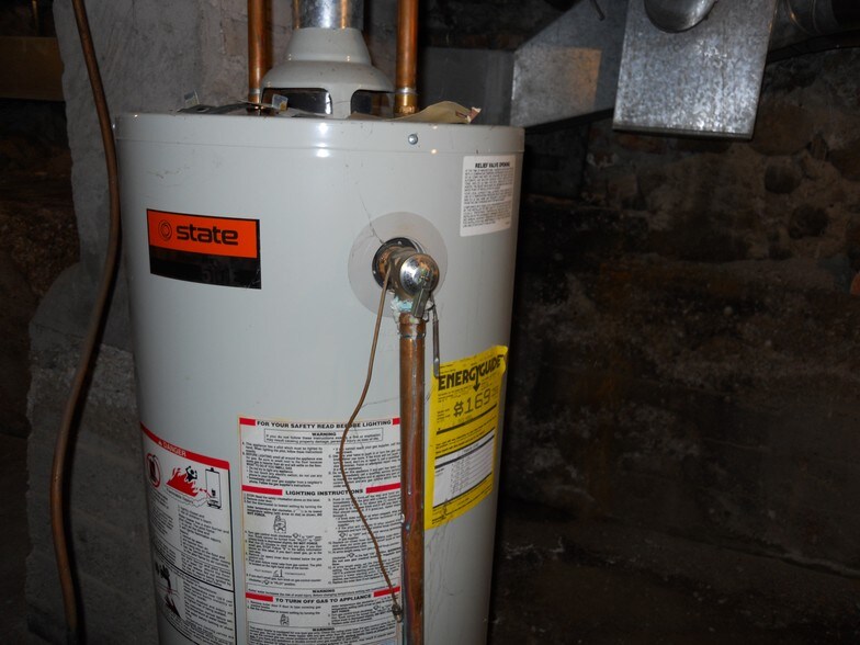 More Photos Of 115 S Main St, Vassar Office Residential For Lease