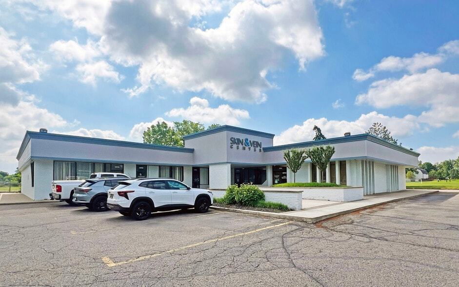 More Photos Of 10982-10992 Middlebelt Rd, Livonia Medical For Sale