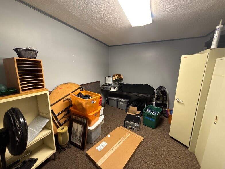 More Photos Of 220 Beaver Rd, Munford Sports And Entertainment For Sale