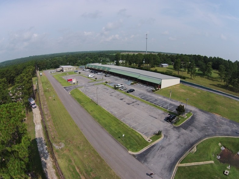 More Photos Of 7856 Westside Park Dr, Mobile Office For Sale