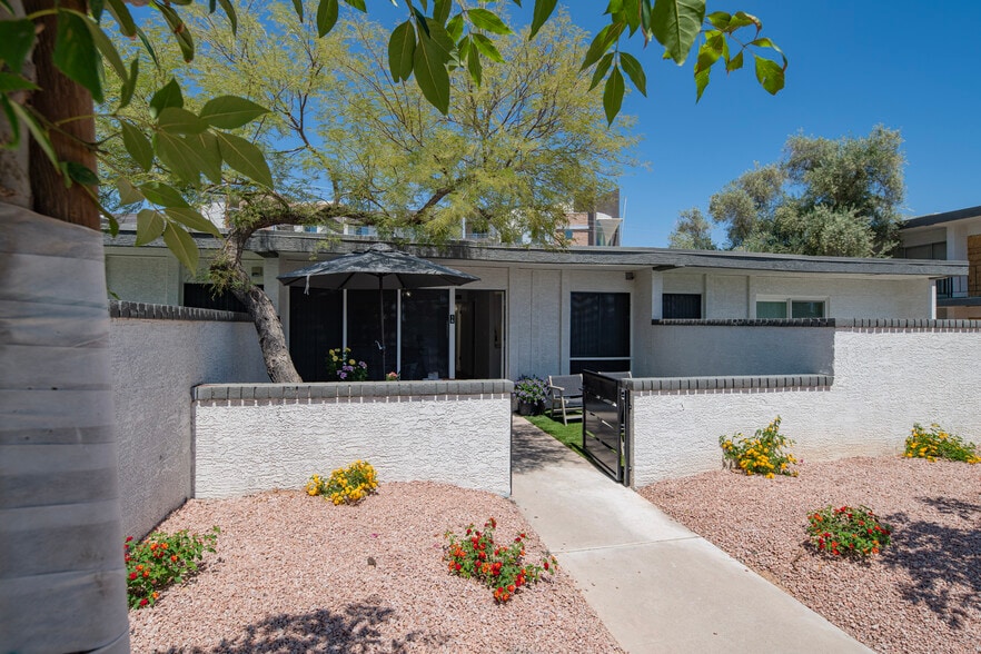 More Photos Of 7320 E Belleview St, Scottsdale Apartments For Sale