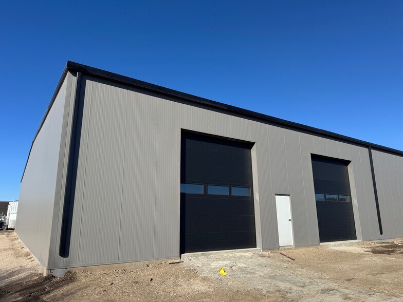 More Photos Of 2185 Janitell Rd, Colorado Springs Warehouse For Lease