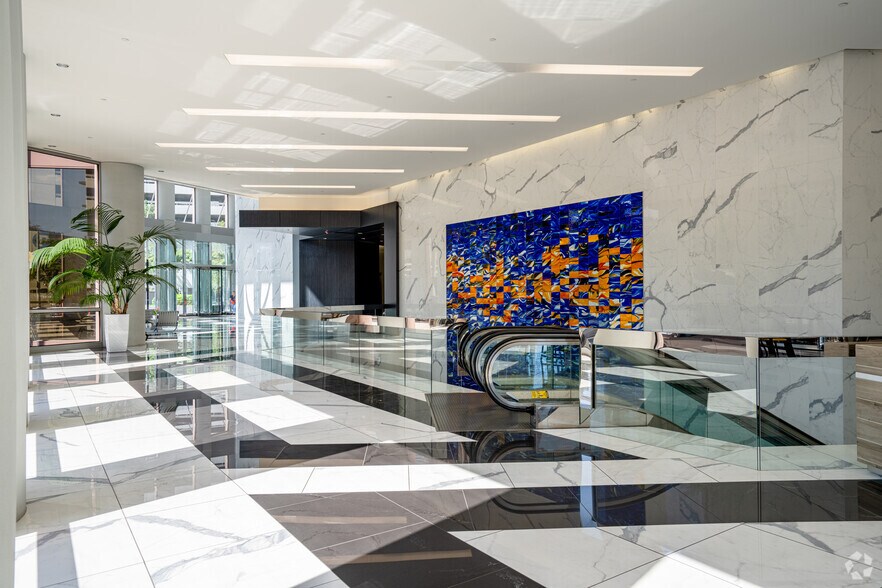More Photos Of 1415 Louisiana St, Houston Office For Sale