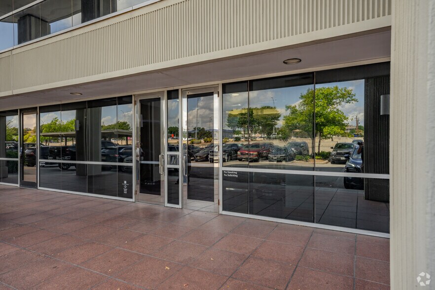 More Photos Of 4400 NW Loop 410, San Antonio Unknown For Lease