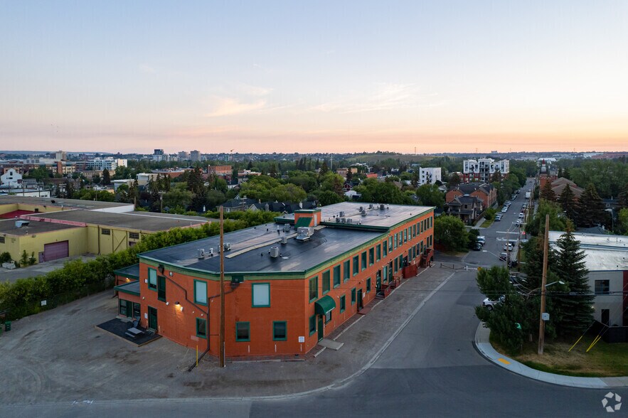More Photos Of 1207-1215 13th St SE, Calgary Office For Lease