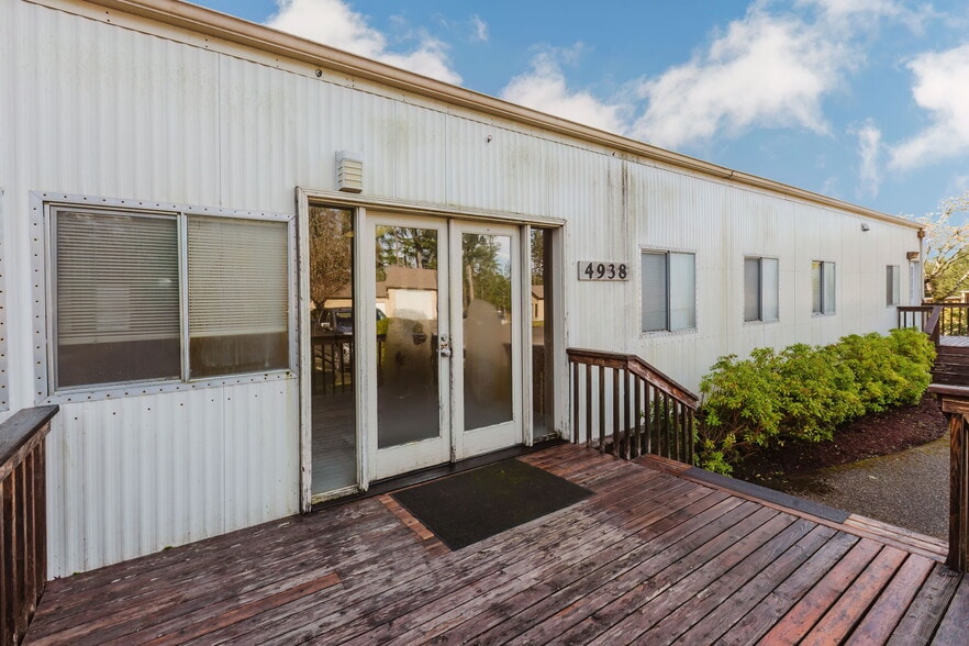 More Photos Of 4938 SW Lake Flora Rd, Port Orchard Office For Lease
