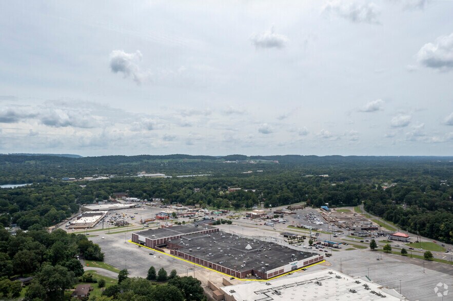 More Photos Of 7201 Aaron Aronov Dr, Fairfield Unknown For Lease