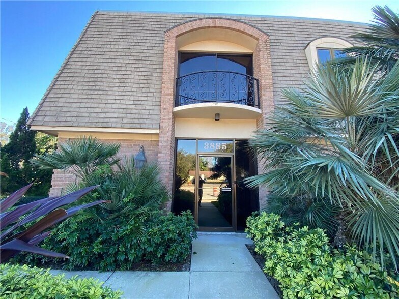 Primary Photo Of 3885 20th St, Vero Beach Office For Lease