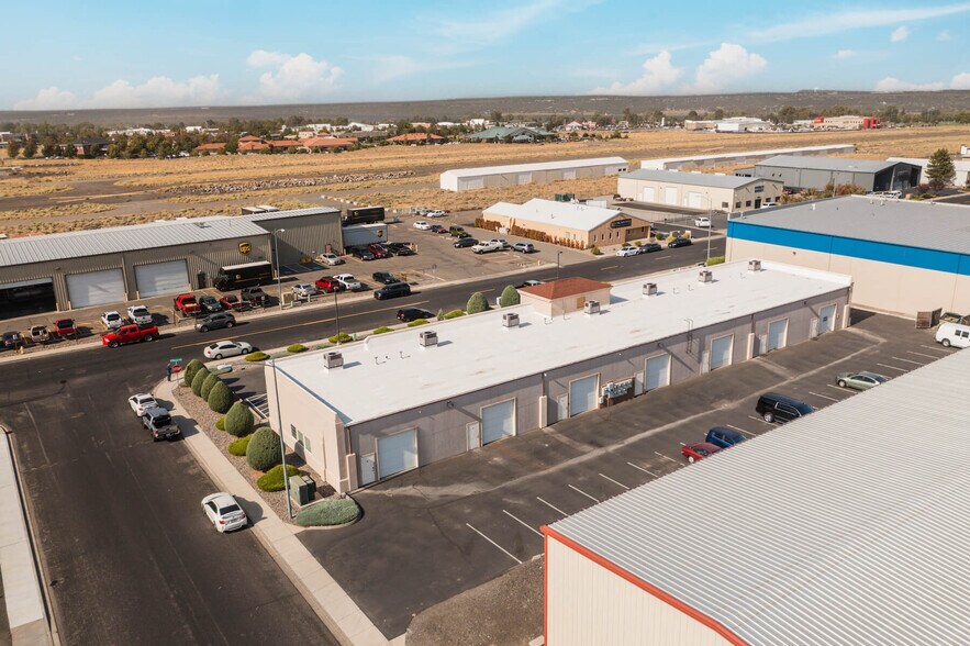 More Photos Of 6503 W Okanogan Ave, Kennewick Warehouse For Lease