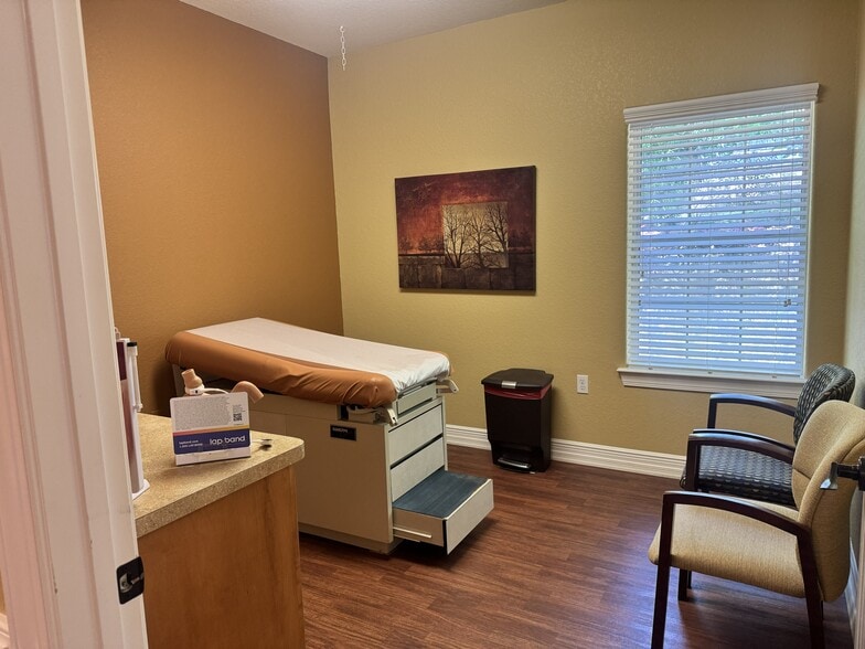 More Photos Of 1910 Buford Blvd, Tallahassee Office For Lease