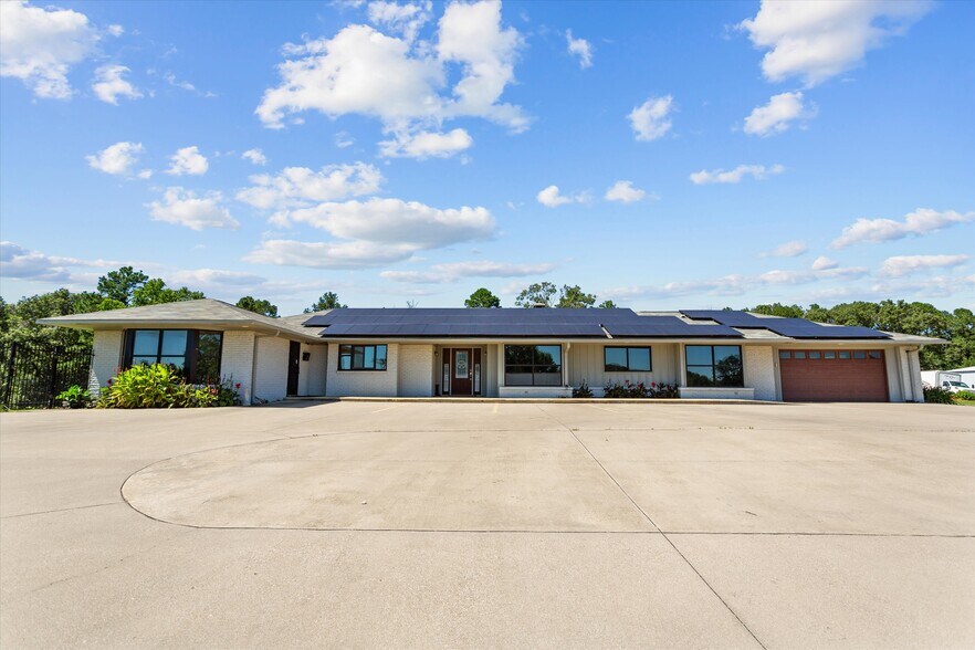 More Photos Of 15844 State Highway 31 W, Tyler Truck Terminal For Sale