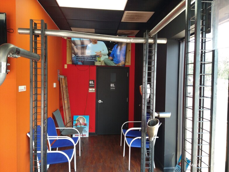 More Photos Of 715 W Waters Ave, Tampa General Retail For Sale