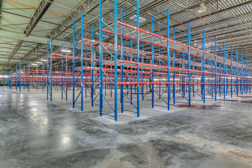 More Photos Of 1870 Highway 22 W, Alexander City Warehouse For Lease