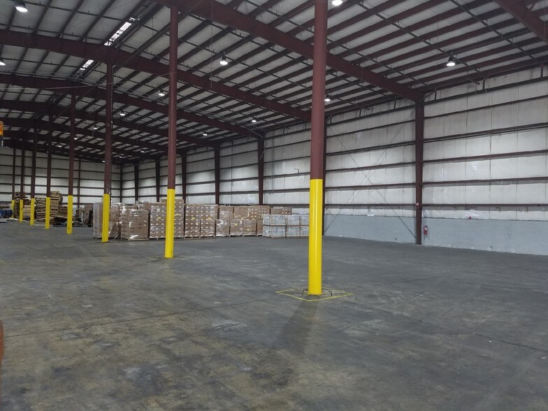 More Photos Of 280 Grand St, Hamburg Warehouse For Sale