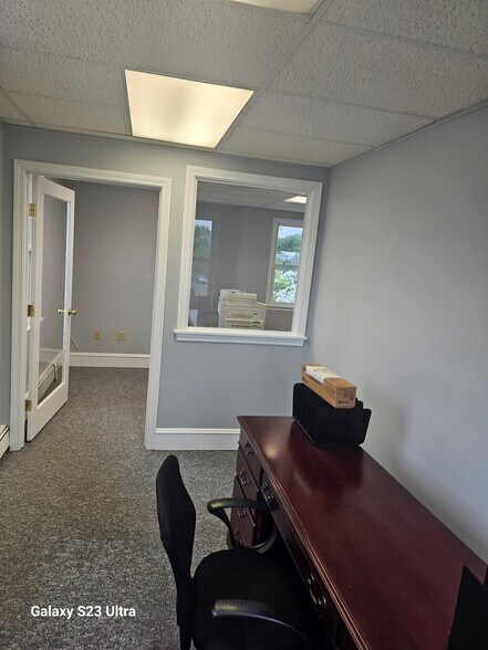 More Photos Of 2294 Massachusetts Ave, Cambridge Office For Sale