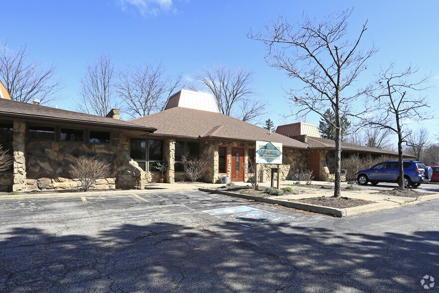 More Photos Of 16363 Pearl Rd, Strongsville Medical For Sale