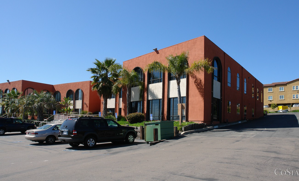 More Photos Of 2122 S El Camino Real, Oceanside Office For Lease