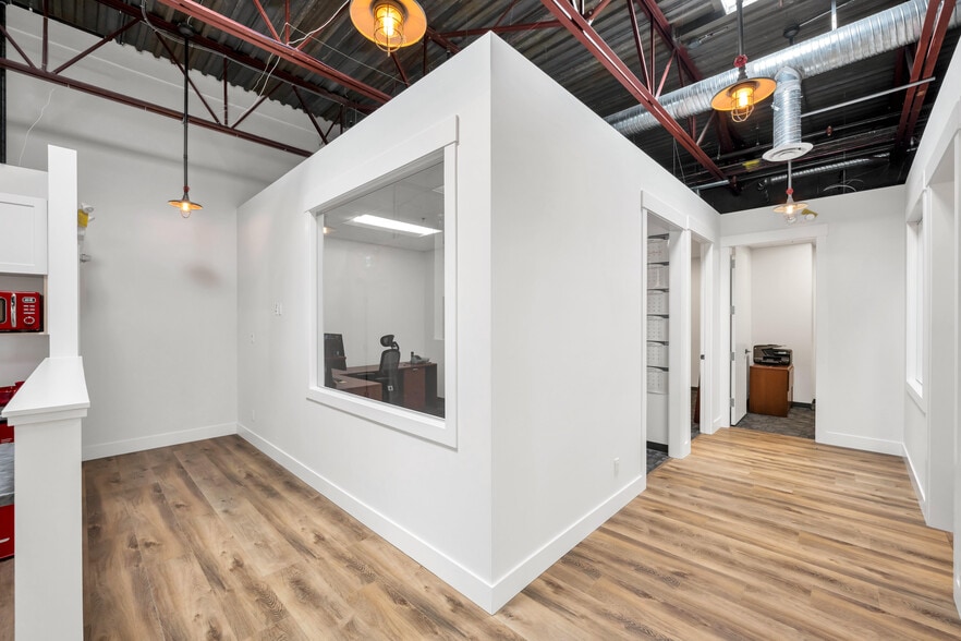 More Photos Of 17750 65A Av, Surrey Showroom For Sale