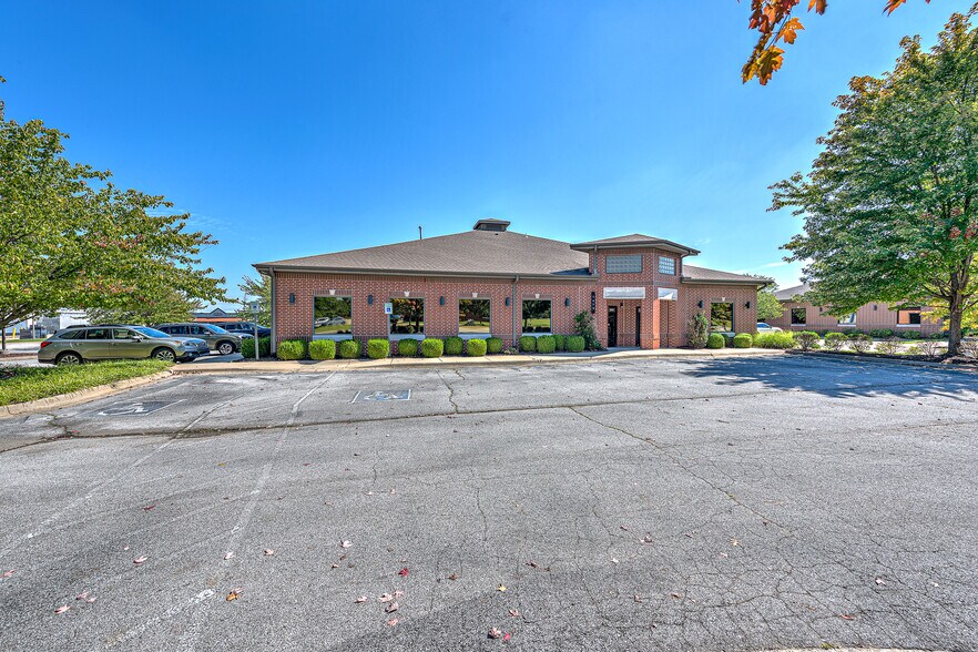 More Photos Of 1479 Executive Pl, Springdale Medical For Sale