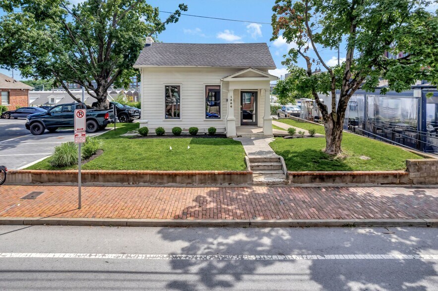 More Photos Of 1306 3rd Ave N, Nashville Loft Creative Space For Lease