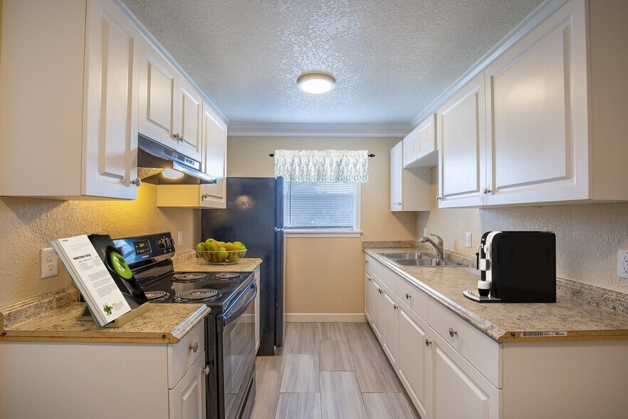 More Photos Of 39 Herald Dr, Leesburg Apartments For Sale