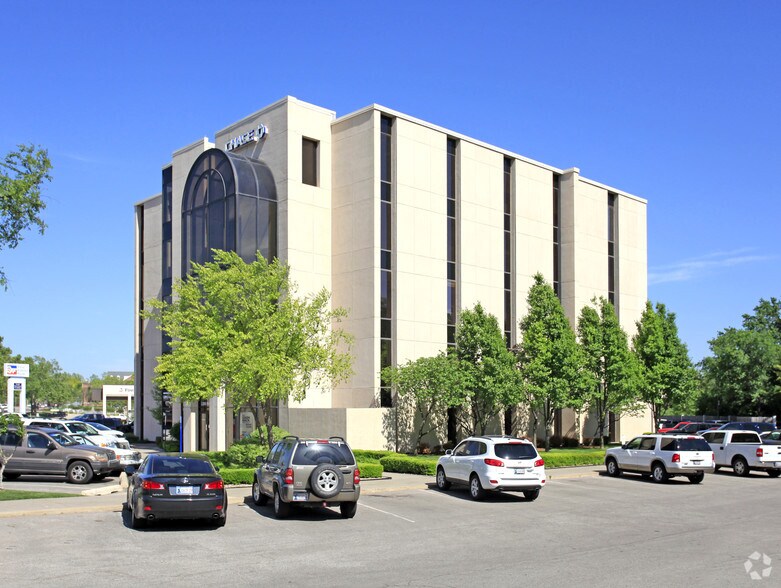 More Photos Of 1200 NW 63rd St, Oklahoma City Office For Lease