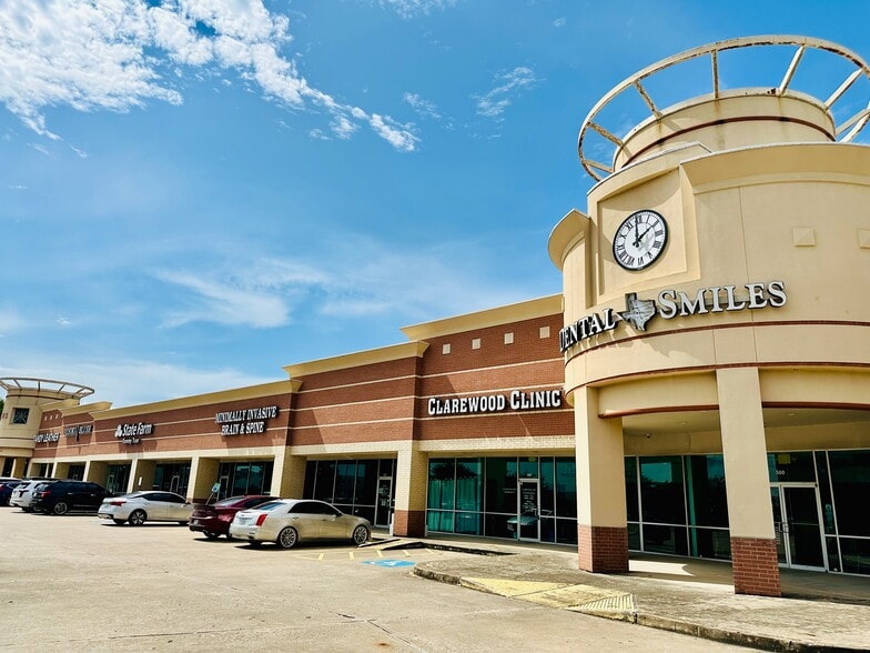 More Photos Of 7601 W Sam Houston S, Houston Storefront For Sale