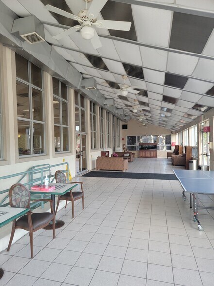 More Photos Of 913 E 108th St, Brooklyn Storefront Retail Office For Sale