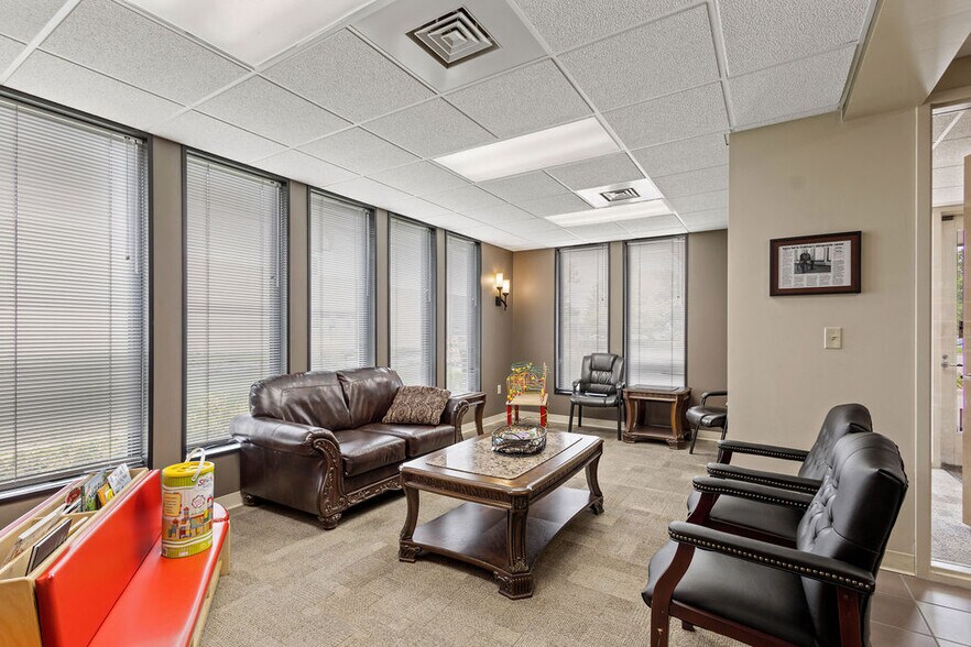 More Photos Of 2559 37th Ave, Columbus Medical For Sale