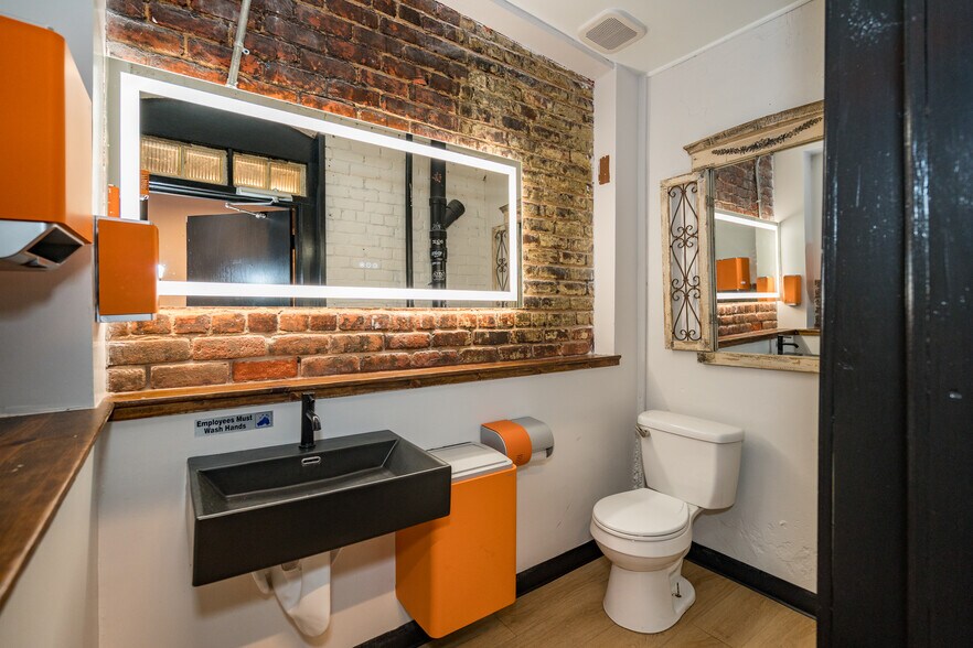 More Photos Of 417 W Grace St, Richmond Apartments For Sale