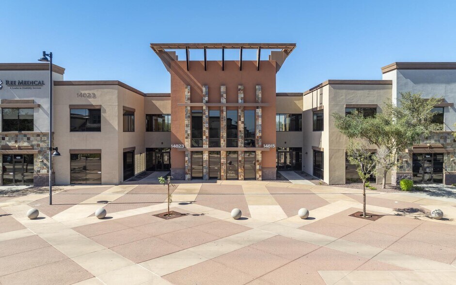 More Photos Of 14815 W Bell Rd, Surprise Medical For Lease