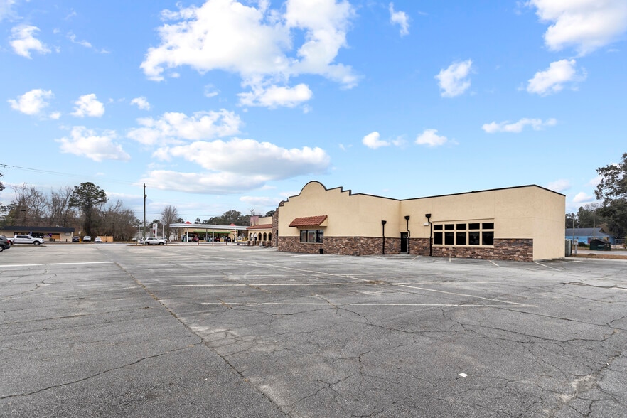 More Photos Of 720 E Oglethorpe Hwy, Hinesville Restaurant For Sale